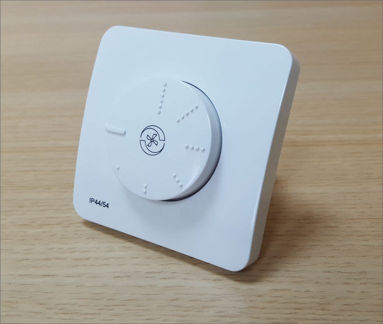 Регулятор скорости вращения вентилятора: модели приборов