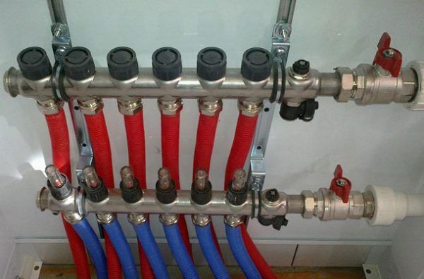 Распределительная гребенка системы отопления: приминение