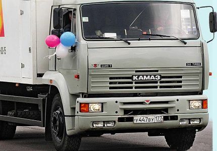 Грузовик, работающий на диметиловом эфире Грузовик, работающий на диметиловом эфире