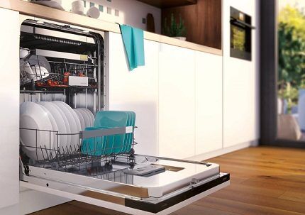 Посудомойка GV51011 бренда Gorenje Современная модель Gorenje GV51011