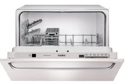 Внешний вид посудомойки AEG F55200VI0 Дисплей AEG F55200VI0