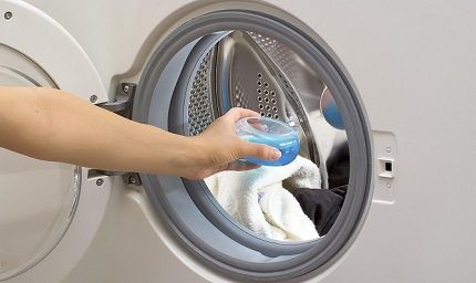 Жидкие моющие средства для стиральных машин