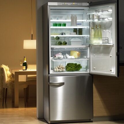 Эффектное и вместительное холодильное оборудование