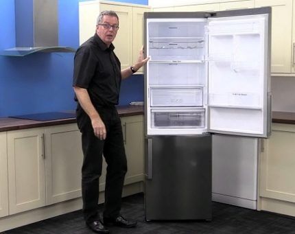 Холодильник Норд с перенавешиваемой дверью