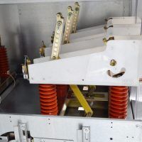 Выключатель нагрузки: назначение, устройство, особенности выбора и монтажа