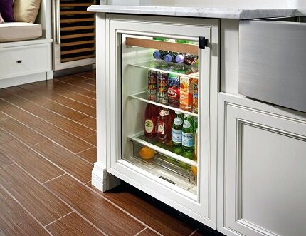 Встроенный компрессионный холодильник для вина