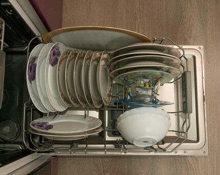 Загрузка посудомоечной машинки