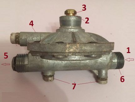 Редуктор водяной газовой колонки