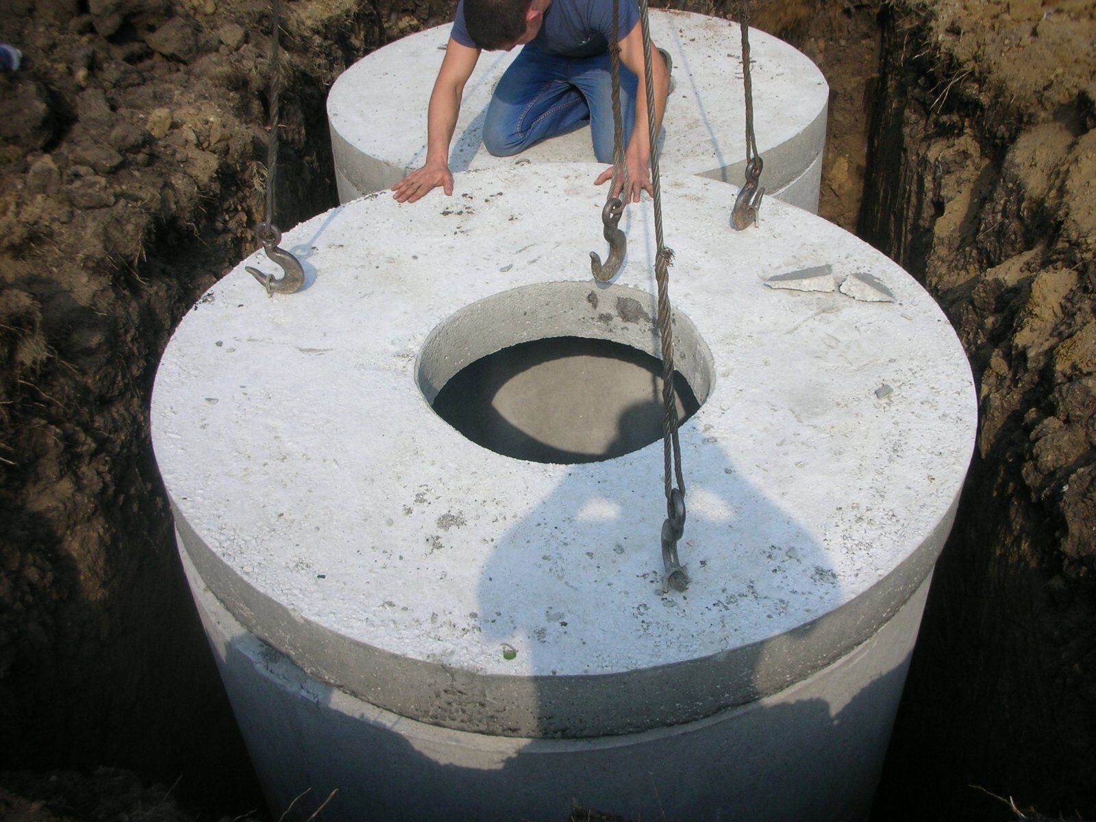 Колодец для воды из бетонных колец