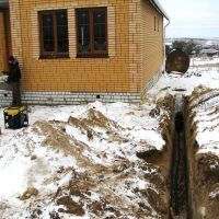 Как организовать ввод воды в дом: выбор способа водоснабжения + варианты обустройства