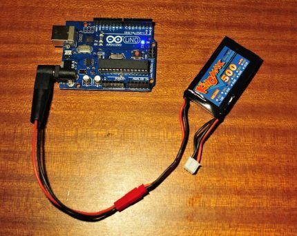 Питание платы Arduino от батареек