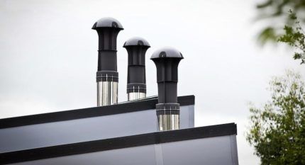Вентиляционные трубы на крыше