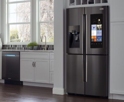 side-by-side холодильник с генератором льда